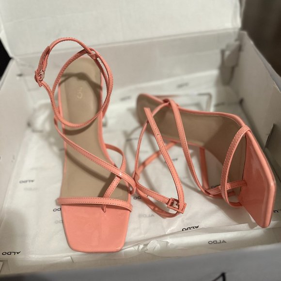 Pink Sqaure Sandal Block heels - Picture 10 of 14